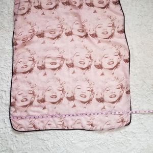 Marilyn Minroe sheer scarf